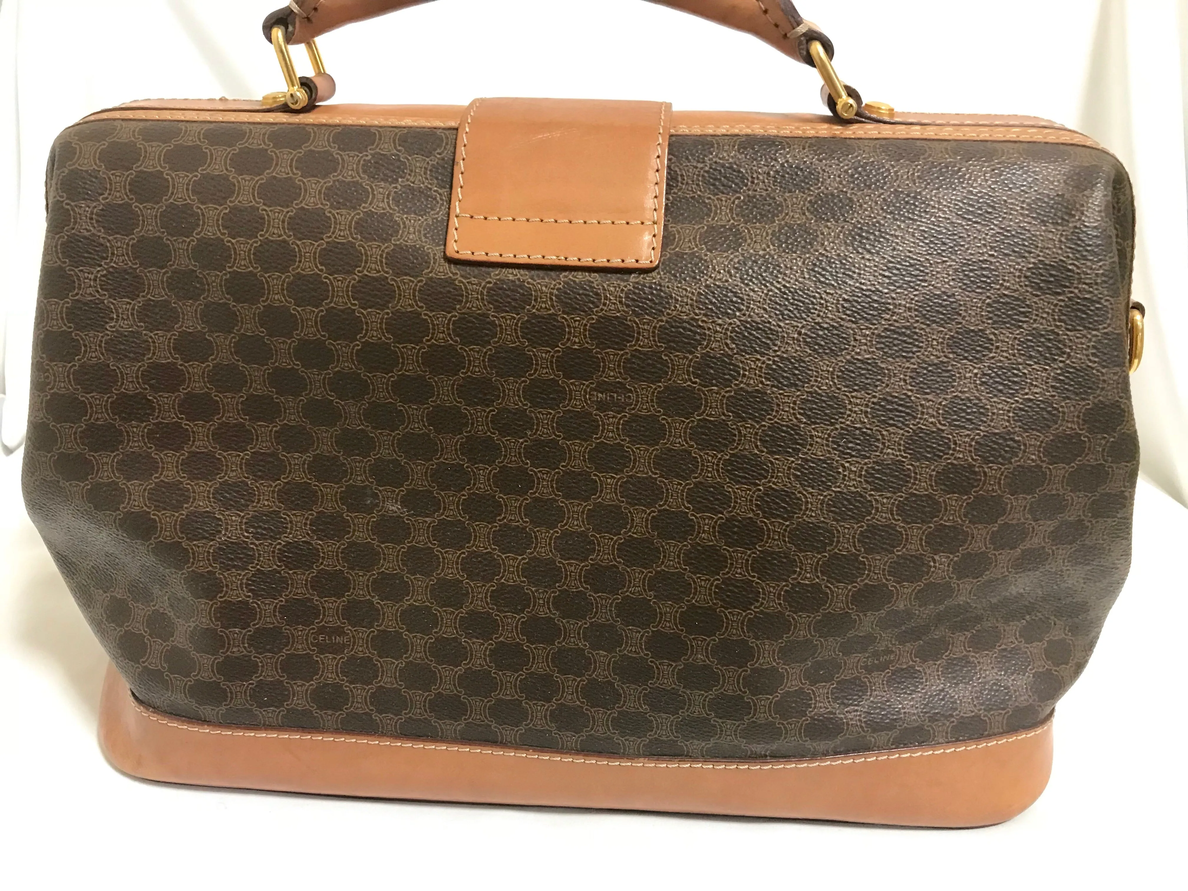 Vintage Celine brown macadam blaison doctor bag with tanned brown leather trimming. Classic unisex use bag. riri zipper