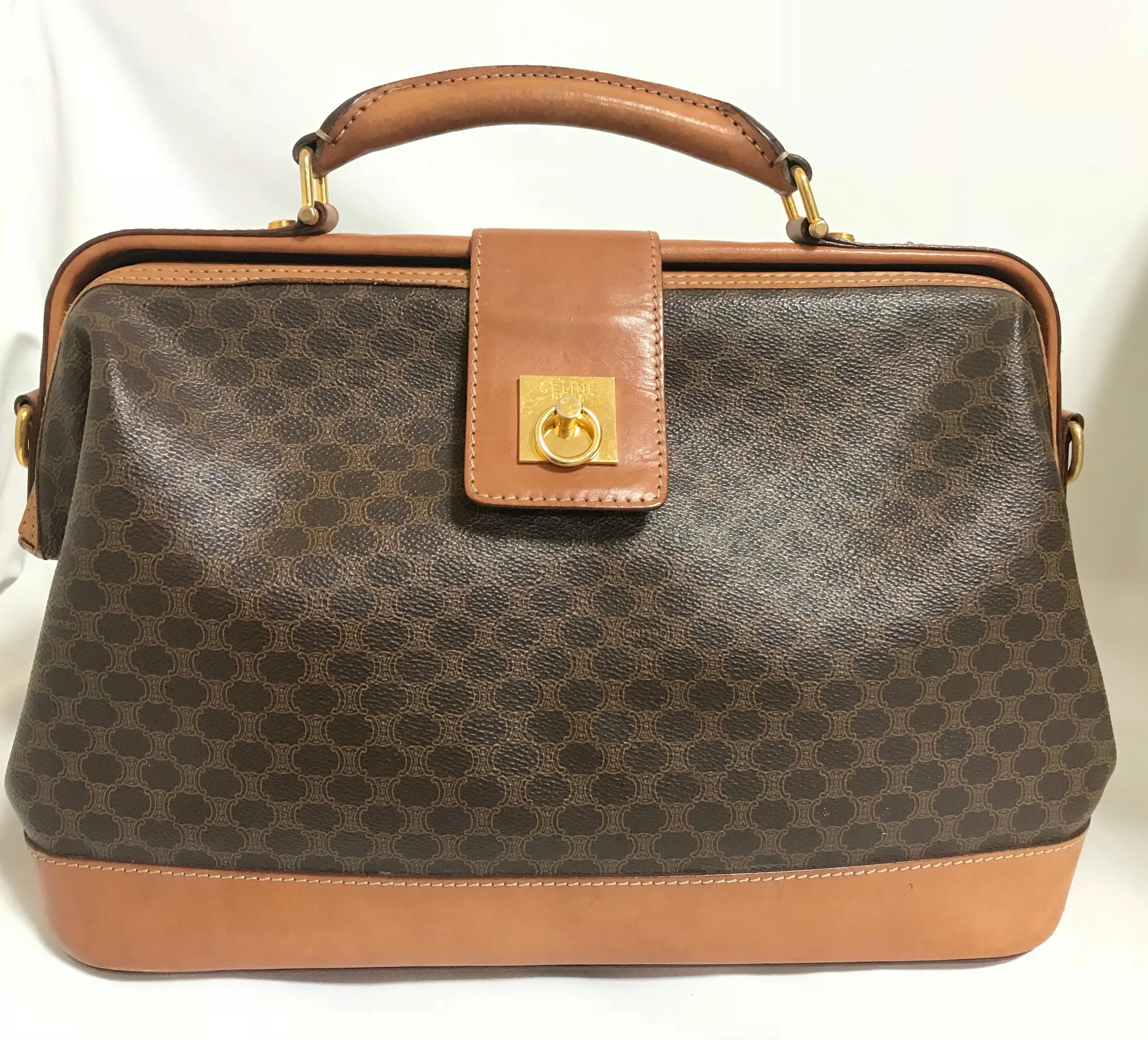 Vintage Celine brown macadam blaison doctor bag with tanned brown leather trimming. Classic unisex use bag. riri zipper