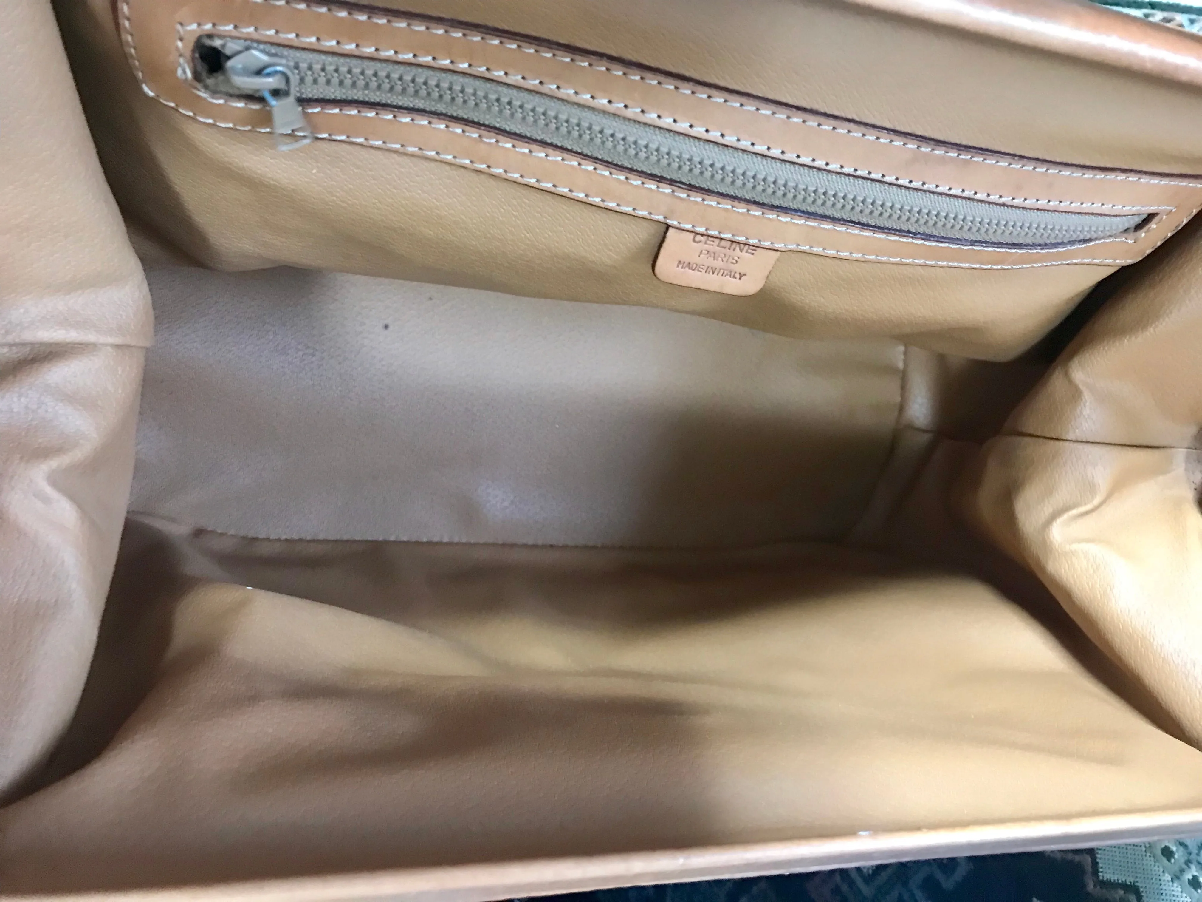 Vintage Celine brown macadam blaison doctor bag with tanned brown leather trimming. Classic unisex use bag. riri zipper