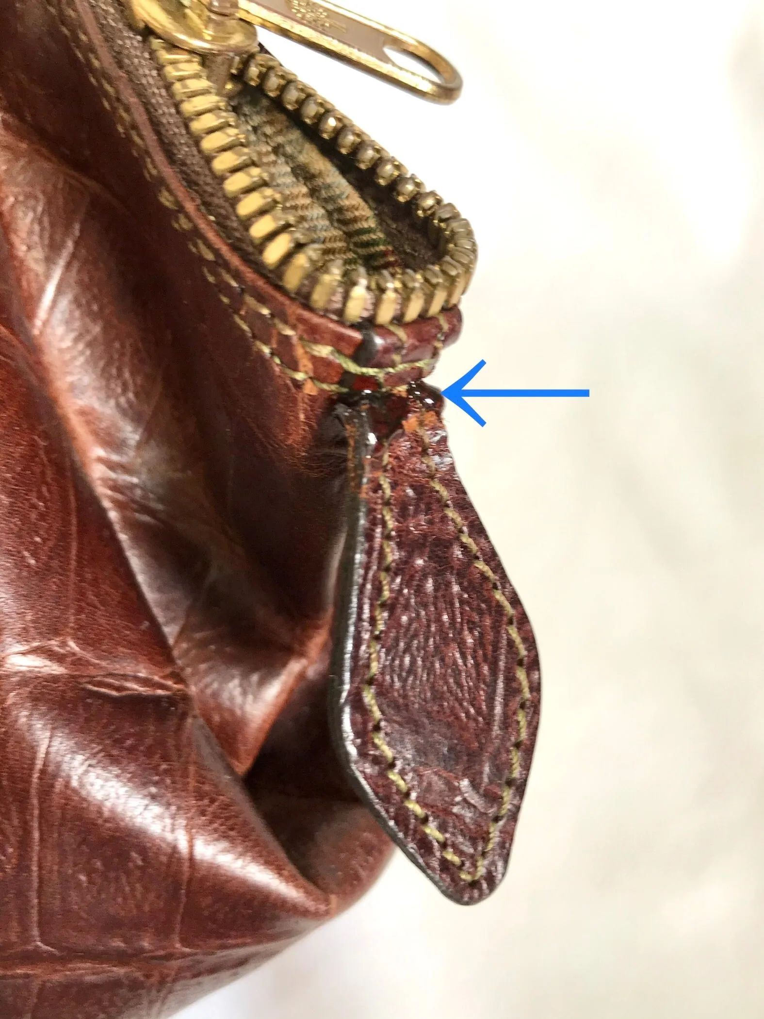 Vintage Mulberry croc embossed leather birkin mini doctor's bag style handbag. Classic masterpiece back in the old era of Roger Saul. 061022