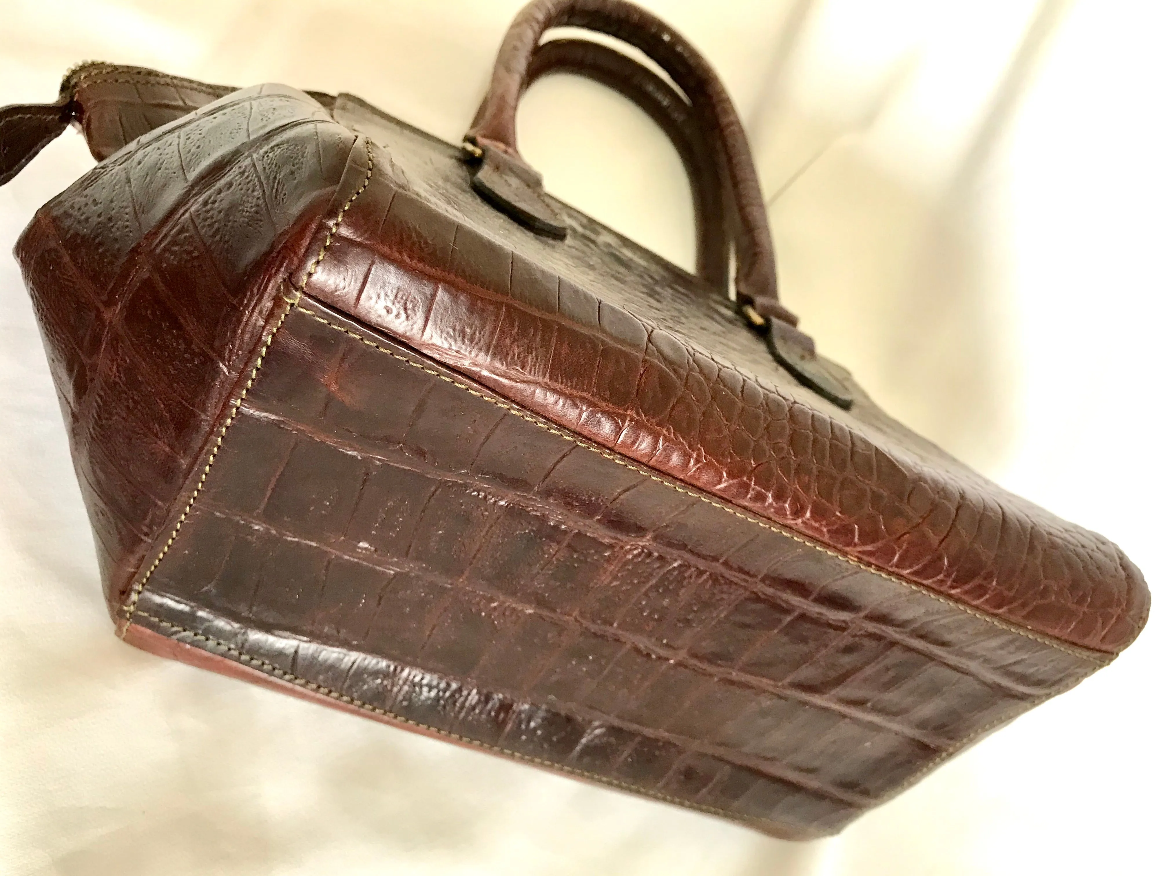 Vintage Mulberry croc embossed leather birkin mini doctor's bag style handbag. Classic masterpiece back in the old era of Roger Saul. 061022