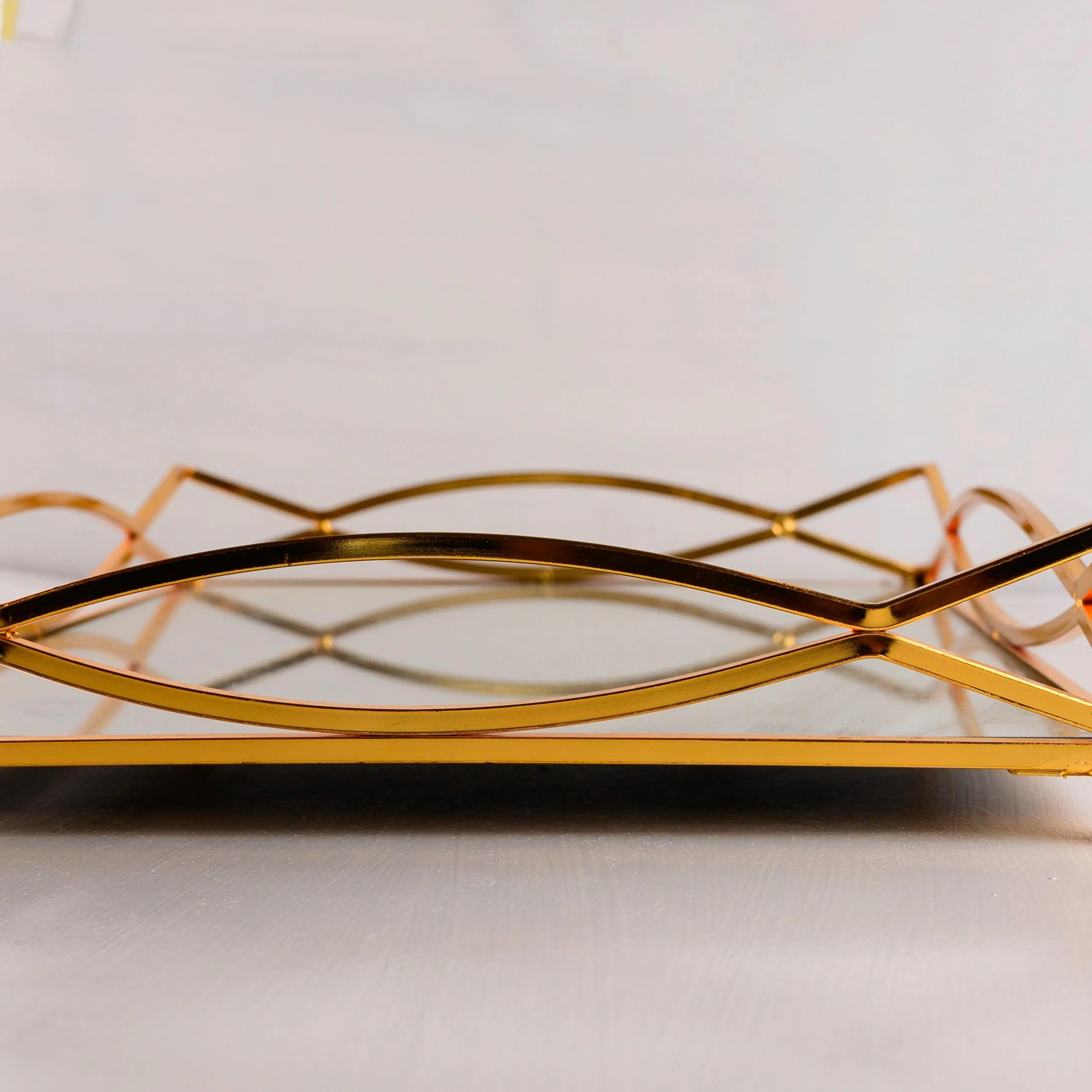 Wavy Mirror Vanity Tray