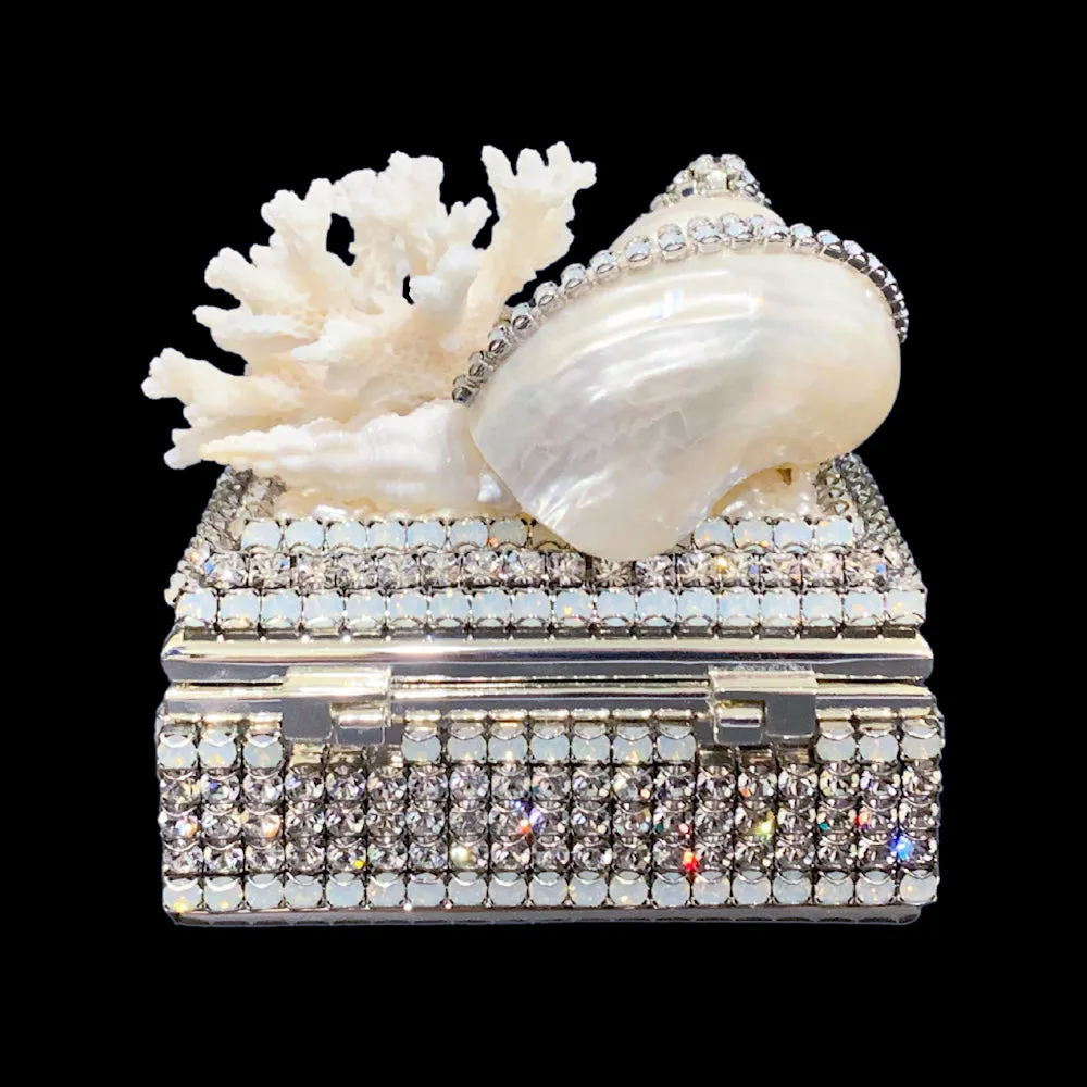 White Opal Shell Cluster Ring Box Featuring Premium Crystal